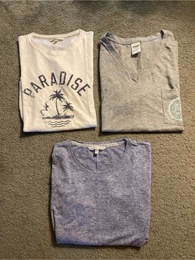 X3 V.S. Pink size medium tees